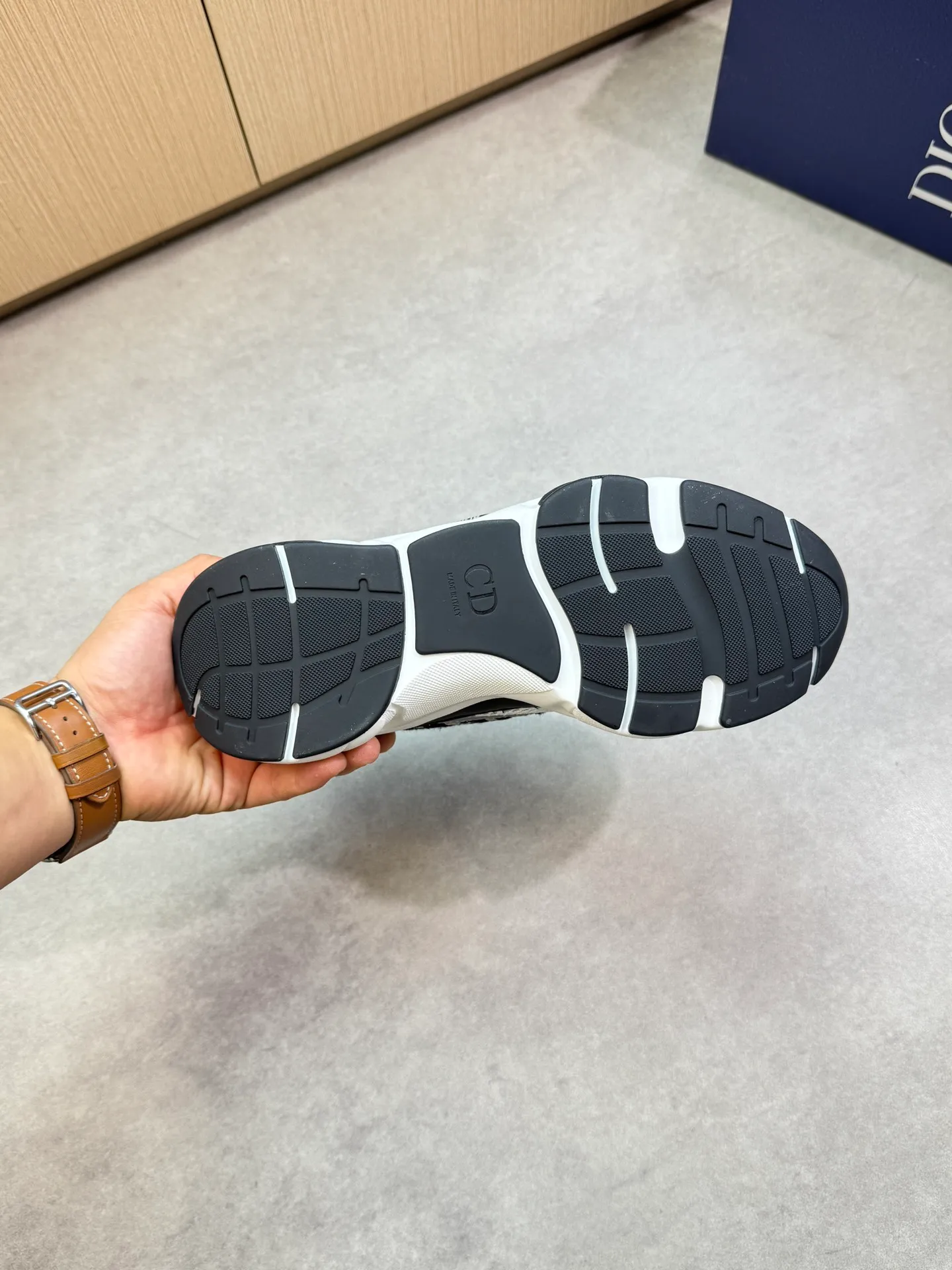 Factory price: 460💰[Dior] Dior - high-end quality original order 🔍🔍🔍 casual sports shoes - upper: 🔝 stone pattern calfskin, high silk mesh canvas, brand totem cloth, tongue and heel; reflective brand webbing - lining: brand canvas - original: ultra-light T men's shoes 💰U foam rubber; two-color molded outsole -Ultra-high quality control·Fine workmanship: highlighted (high-end·nobility·grade) -Size: 39-44 (38, 45, 46, 47, can be customized)·D9285